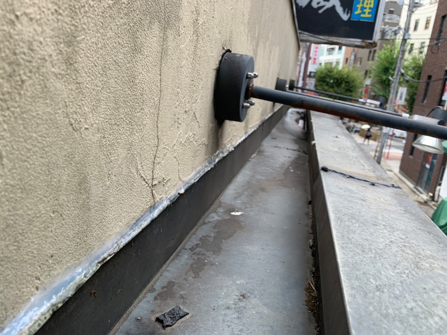 外壁板金ジョイントコーキング処理